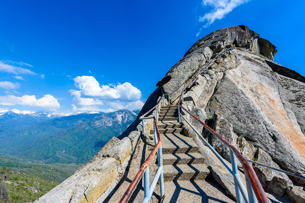 Best Hikes in Sequoia National Park 2