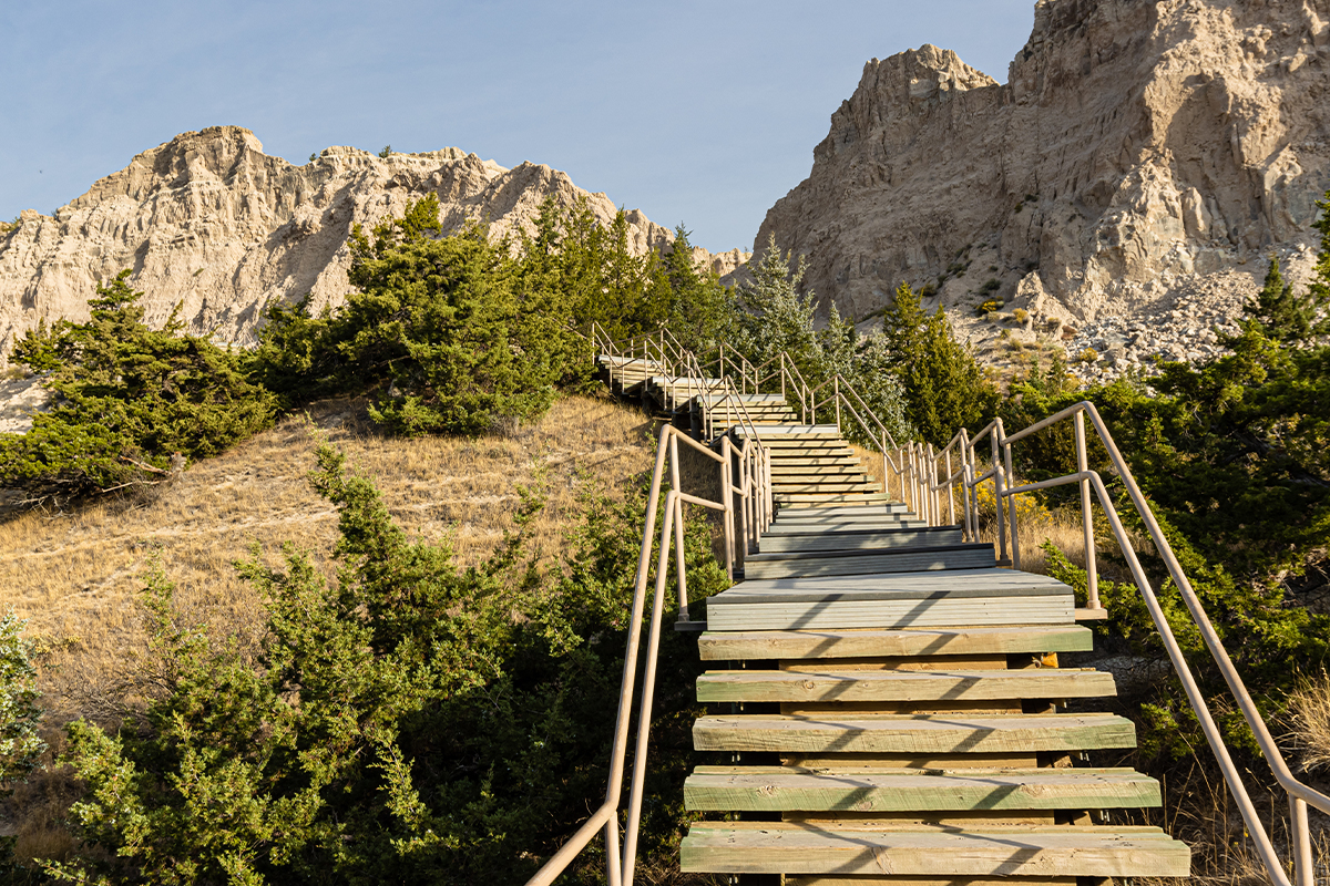 Best Hikes in Badlands National Park5