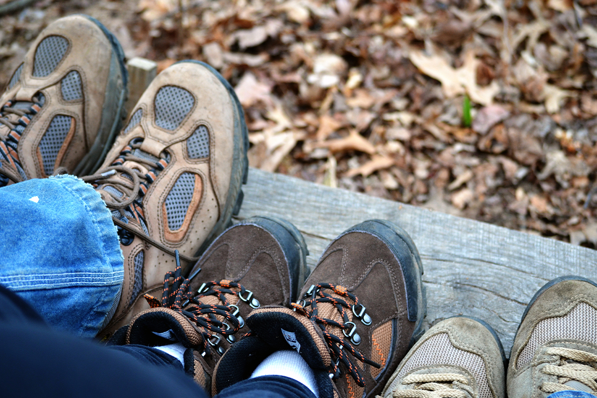How to Clean Hiking Boots: A 101 Restoration Guide g