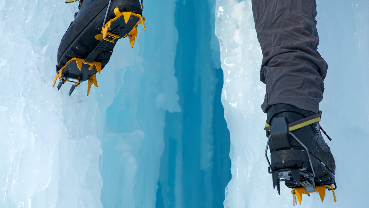 Microspikes vs. Crampons: Choosing the Right Gear for Your Winter Hiking 22