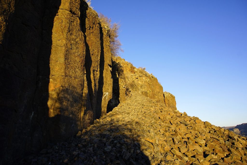 SteamboatRock Trail LooseRocks